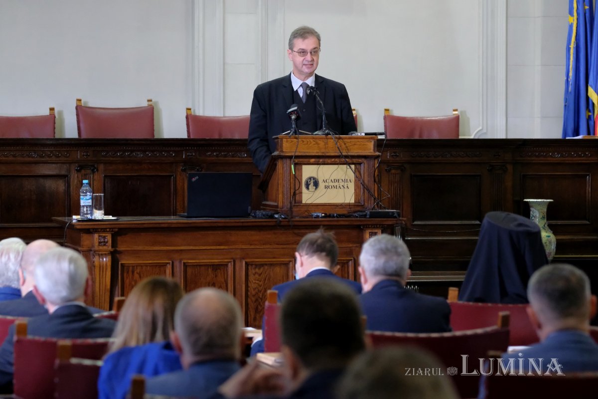 Dialogul dintre stat și culte, definit de echilibru 203149