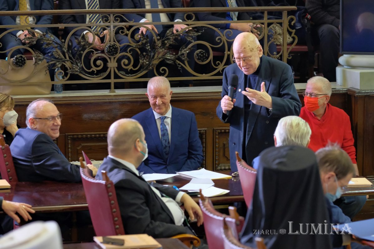 Dialogul dintre stat și culte, definit de echilibru 203158