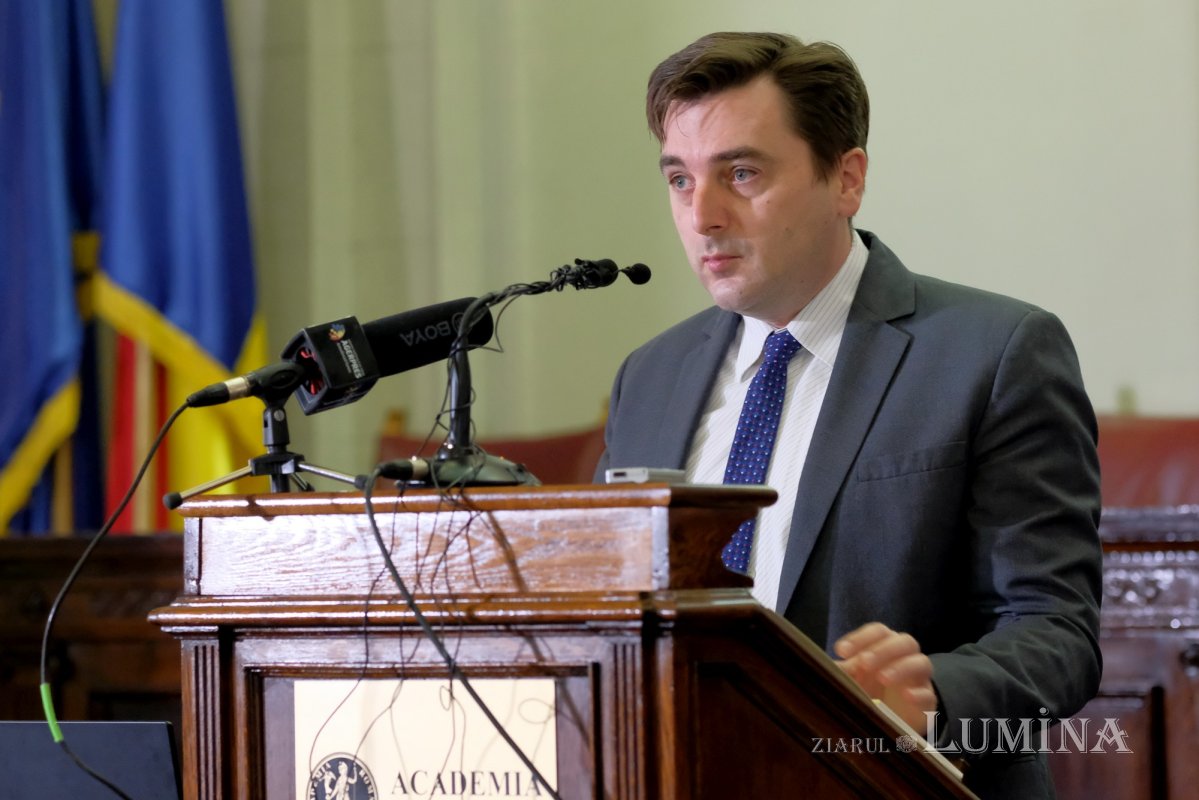 Dialogul dintre stat și culte, definit de echilibru 203159