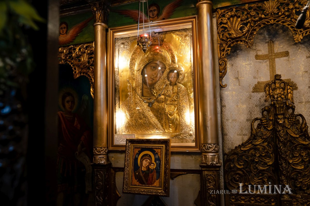 Trecut și prezent la Biserica Flămânda din București 203033