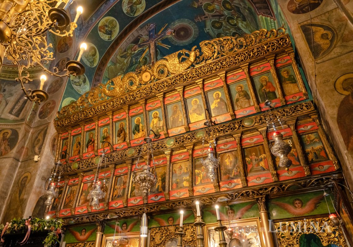 Trecut și prezent la Biserica Flămânda din București 203035