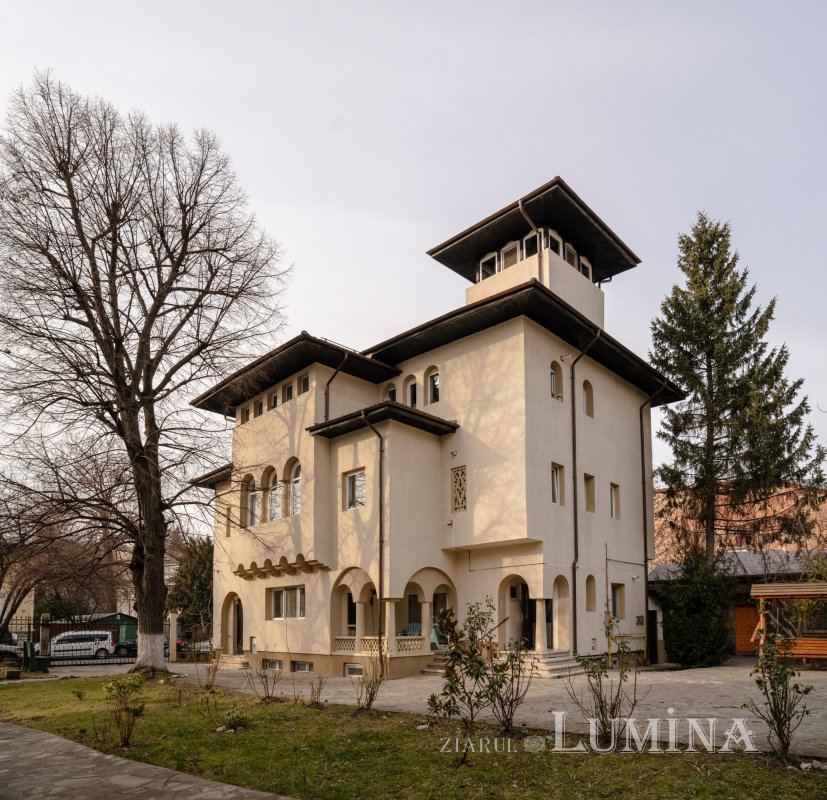 Trecut și prezent la Biserica Flămânda din București 203036