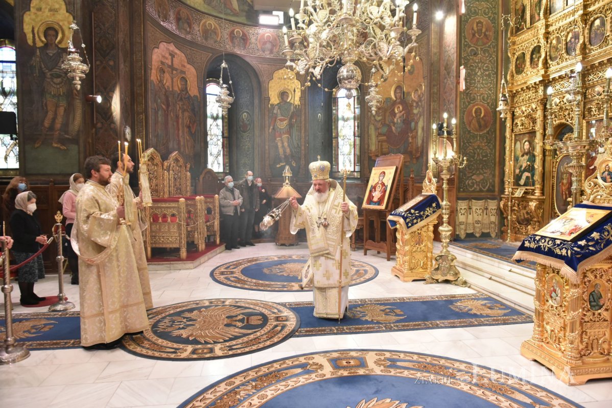 Duminica Vameşului şi a Fariseului la Catedrala Patriarhală 203271