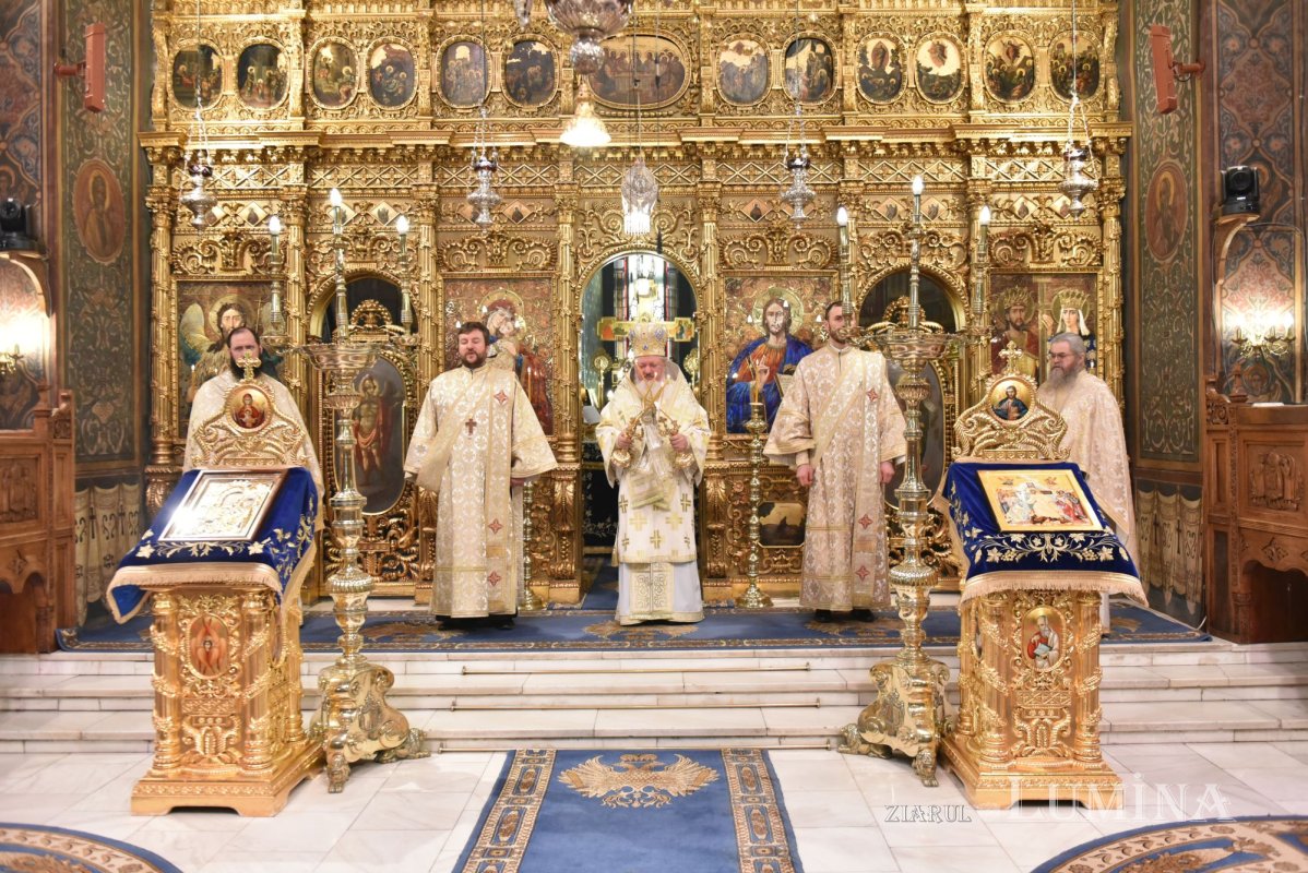 Duminica Vameşului şi a Fariseului la Catedrala Patriarhală 203275