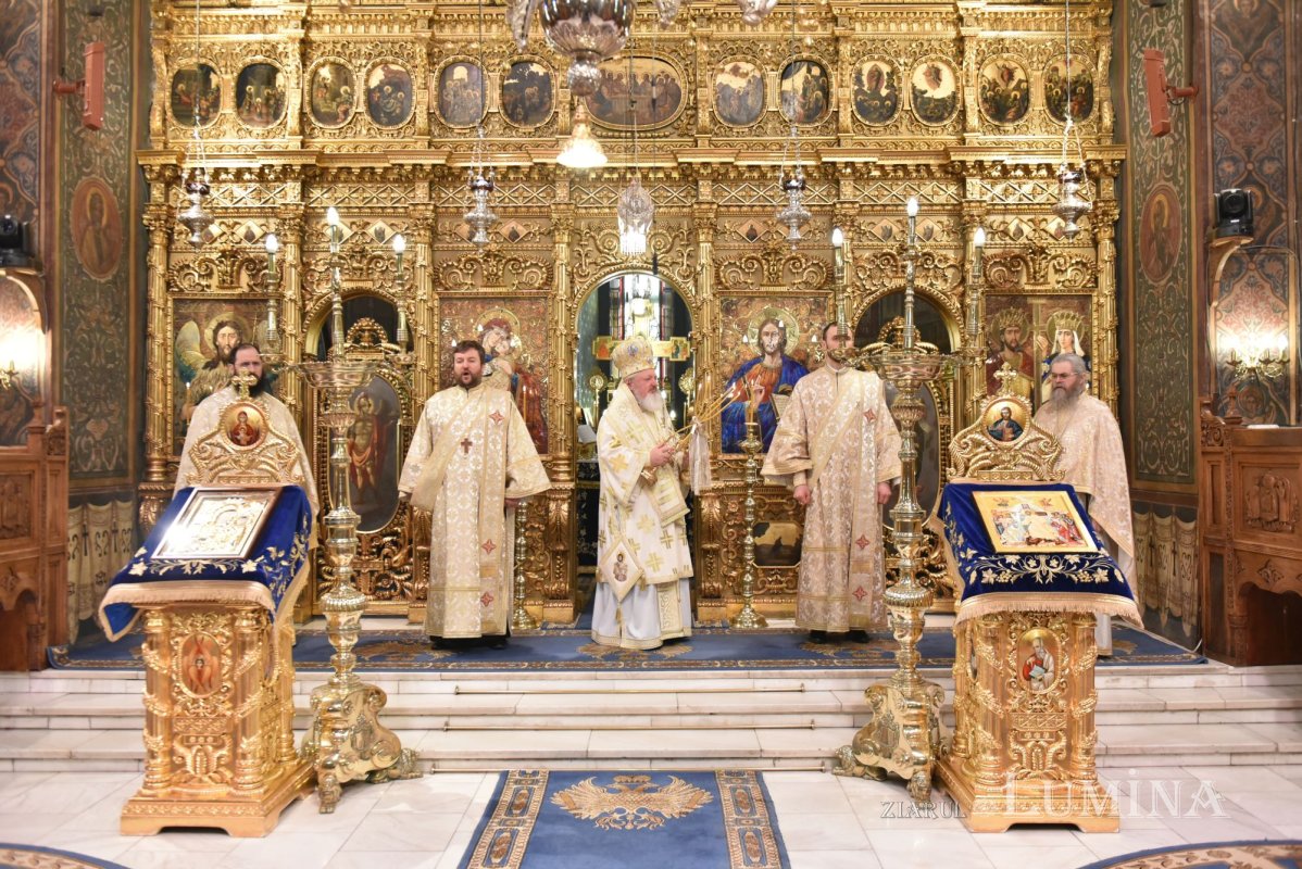 Duminica Vameşului şi a Fariseului la Catedrala Patriarhală 203276