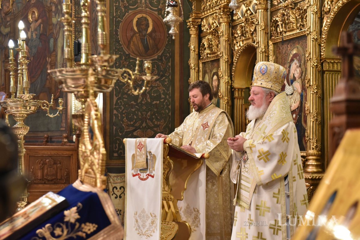 Duminica Vameşului şi a Fariseului la Catedrala Patriarhală 203284