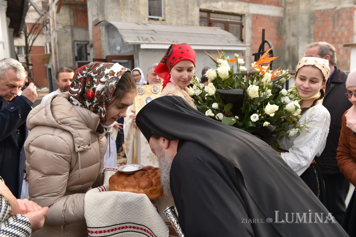 Zi de sărbătoare pentru credincioșii parohiei bucureștene Bărbătescu Vechi 203296