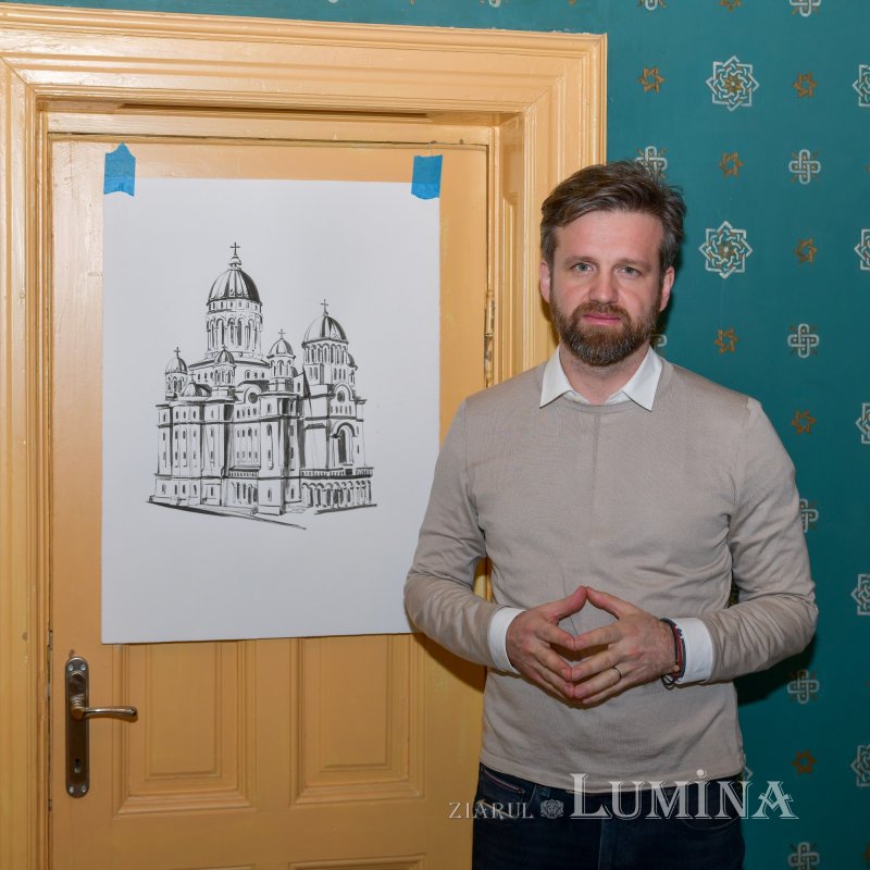 Au fost demontate schelele de pe turlele secundare ale Catedralei Naționale 203460