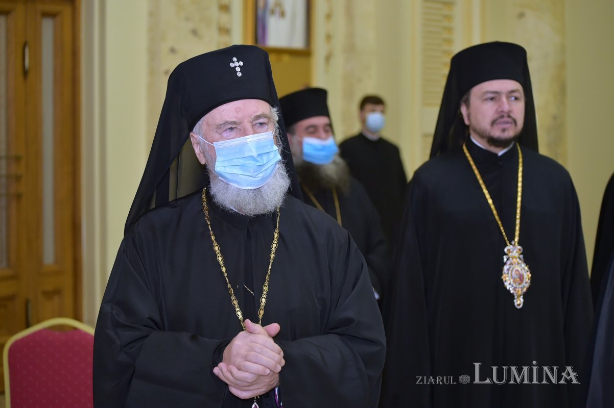 Ședința de lucru a Sfântului Sinod al Bisericii Ortodoxe Române la București  203787