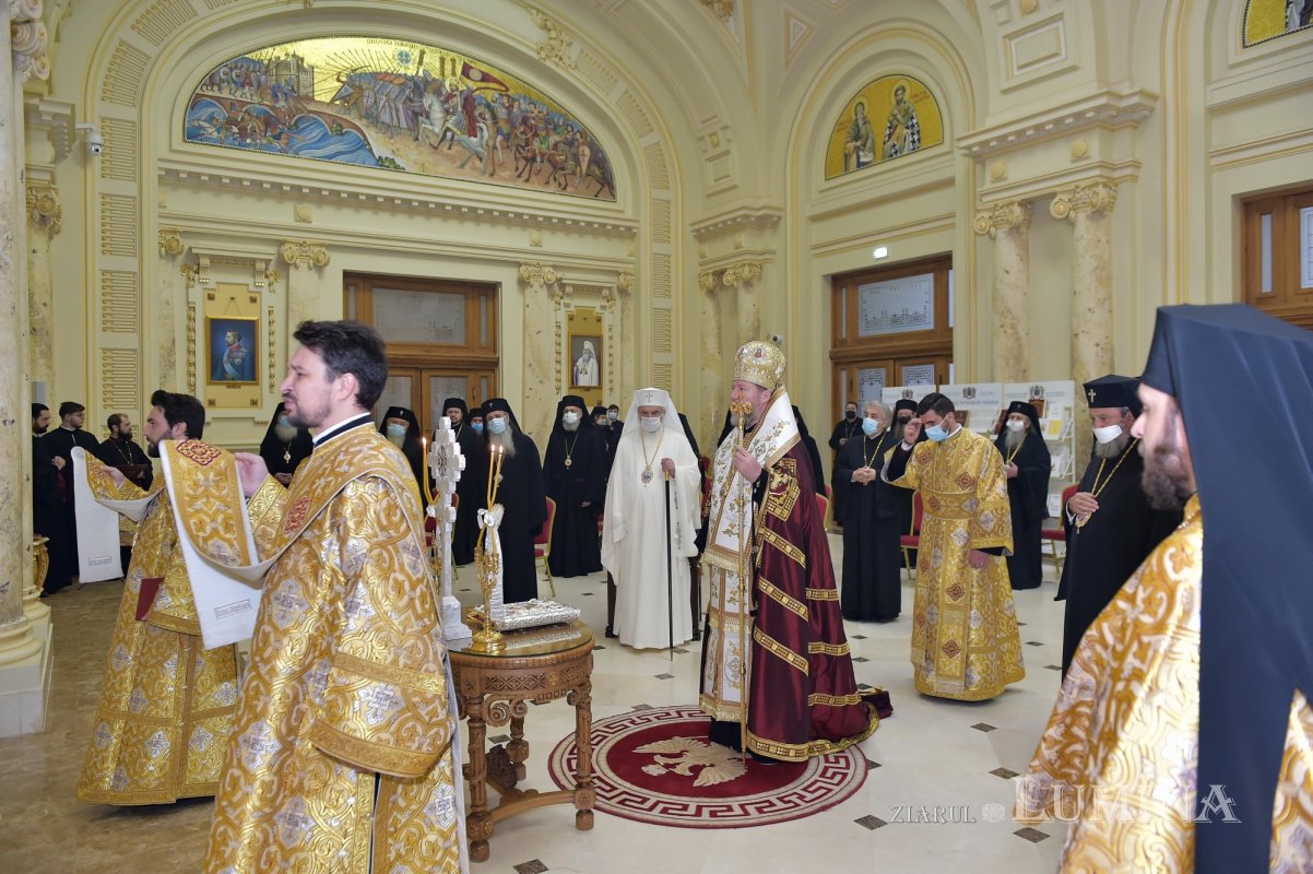 Ședința de lucru a Sfântului Sinod al Bisericii Ortodoxe Române la București  203792