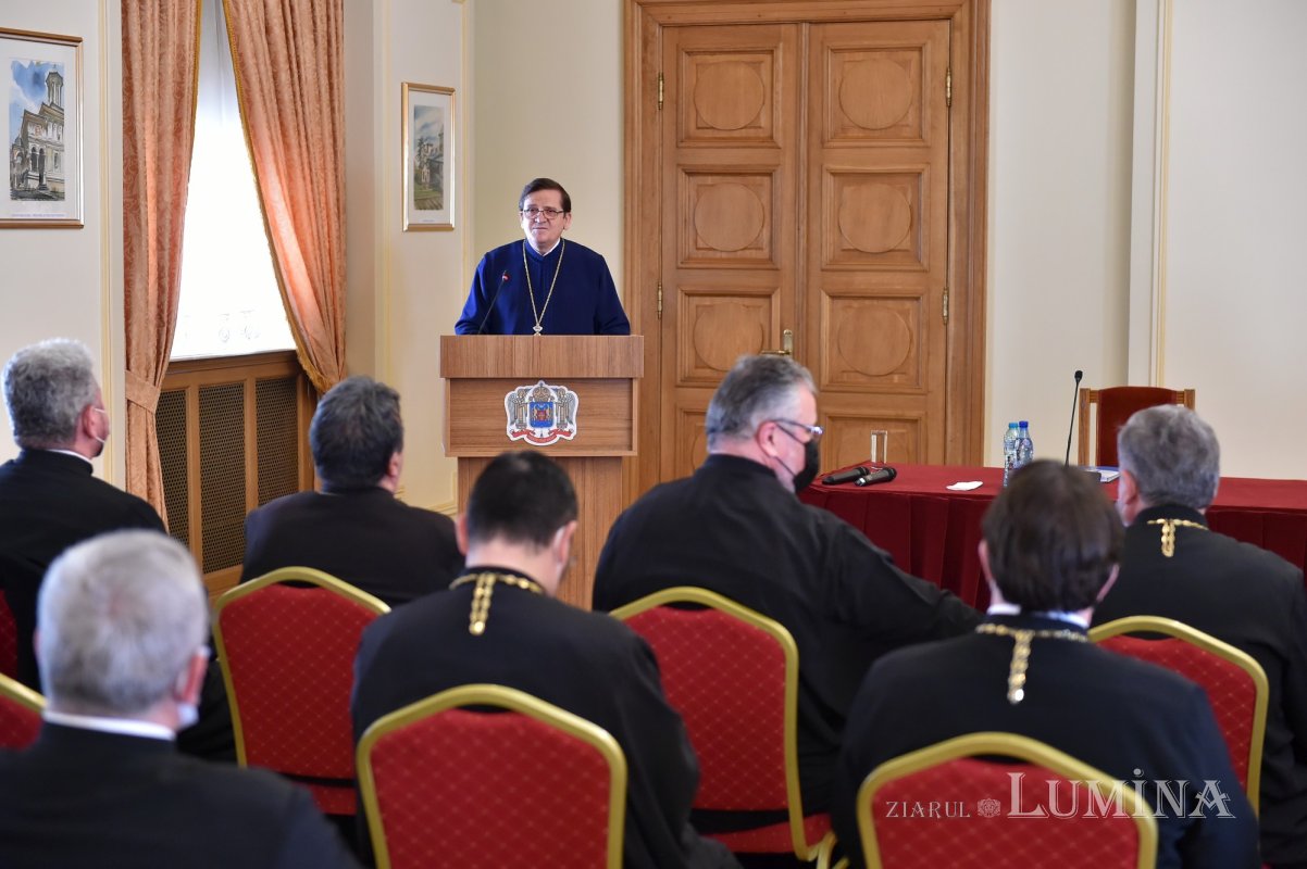 Adunarea Generală a Casei de Ajutor Reciproc a Arhiepiscopiei Bucureștilor 204162