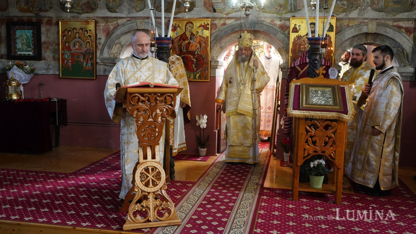 „Făcând o faptă bună, Îl cinstim direct pe Dumnezeu” 204682