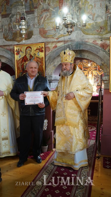 „Făcând o faptă bună, Îl cinstim direct pe Dumnezeu” 204688