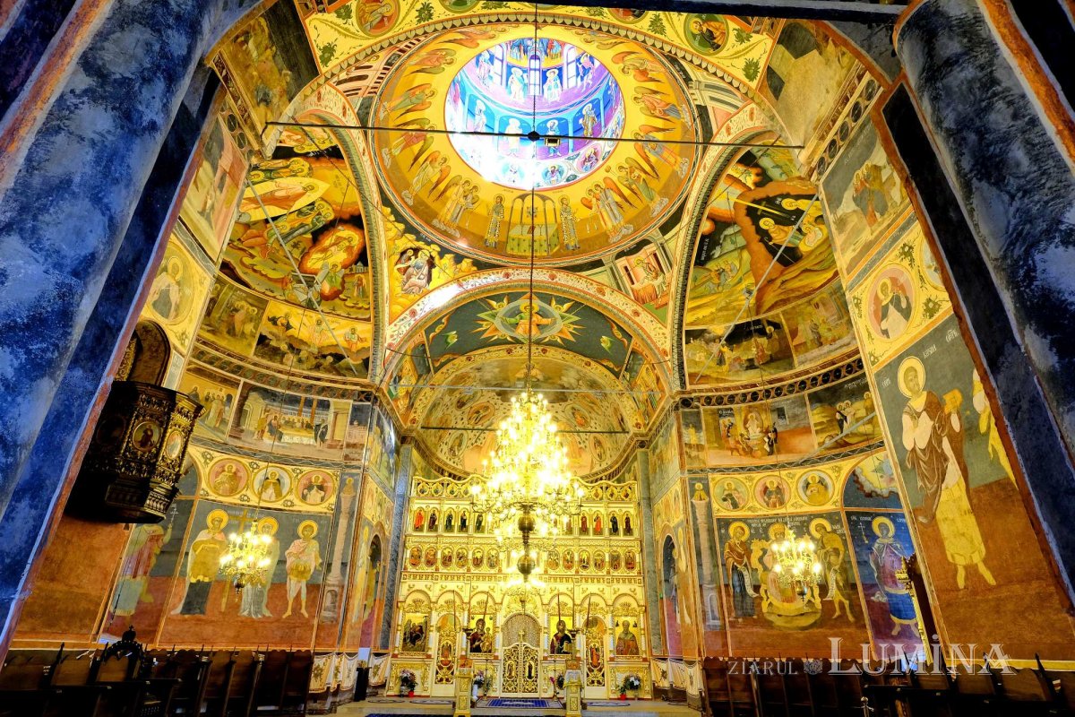 Fotografii artistice ale Publicațiilor Lumina 205302