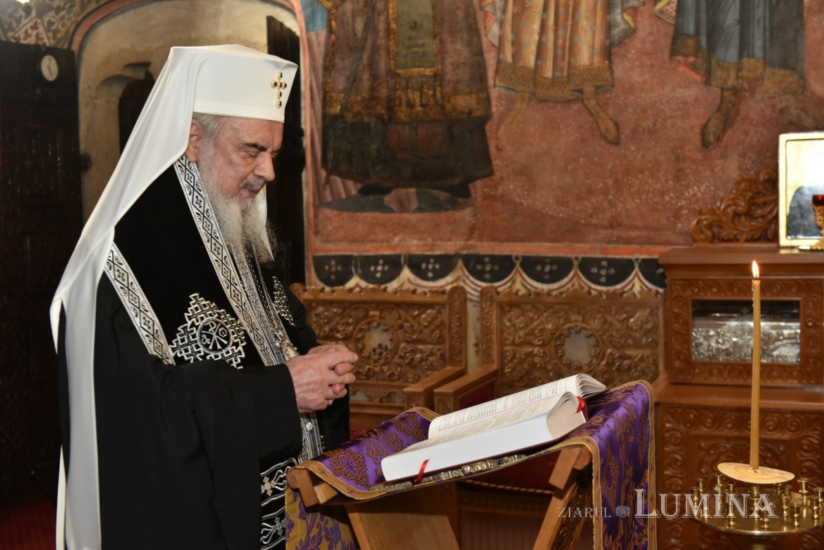 „În liturghia pocăinței fiecare credincios se aduce pe sine jertfă duhovnicească” 205523