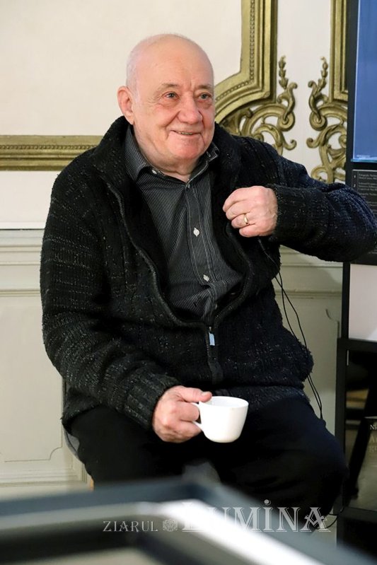 Artistul Mircia Dumitrescu şi universul literar 205601