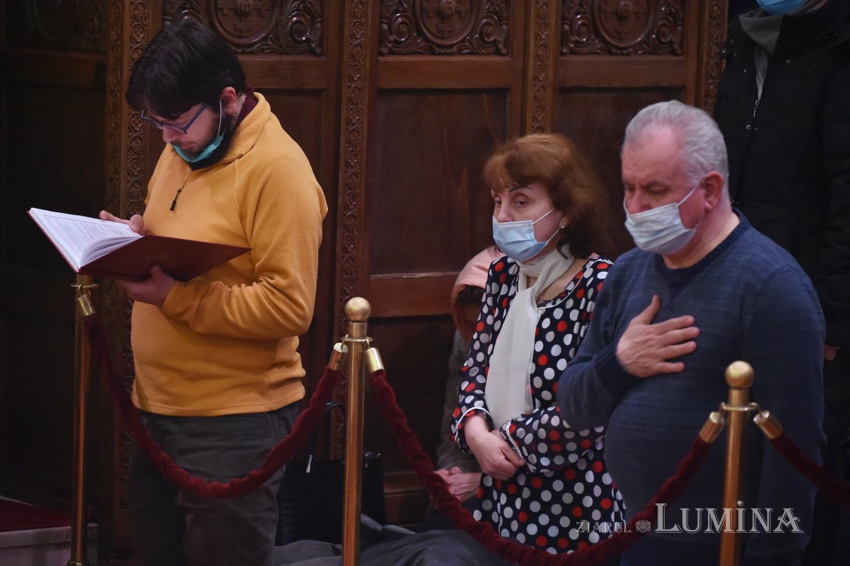 „Rugăciuni fierbinți au fost ascultate de Dumnezeu în istoria mântuirii” 205726