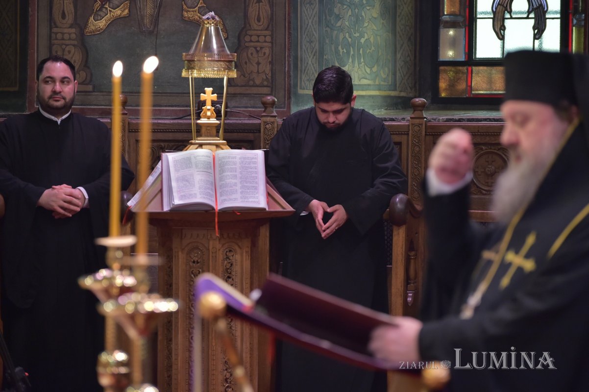 „Rugăciuni fierbinți au fost ascultate de Dumnezeu în istoria mântuirii” 205727