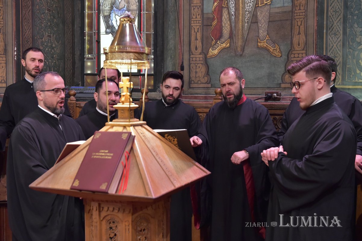 „Rugăciuni fierbinți au fost ascultate de Dumnezeu în istoria mântuirii” 205734