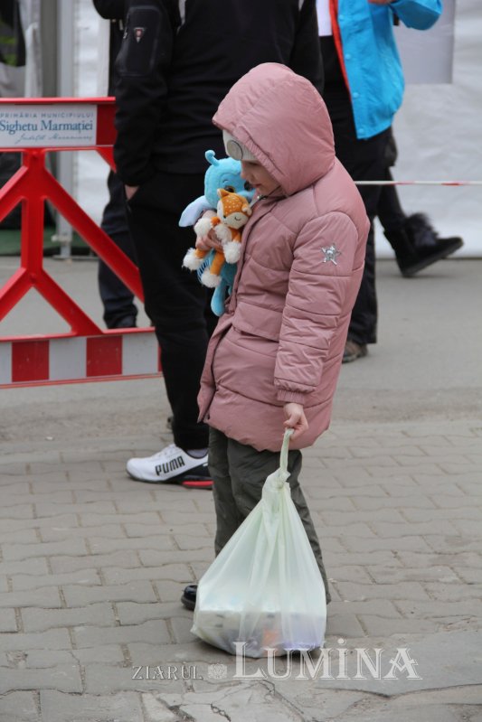 Zi şi noapte alături de refugiaţii care ajung la Sighetu Marmaţiei 205690
