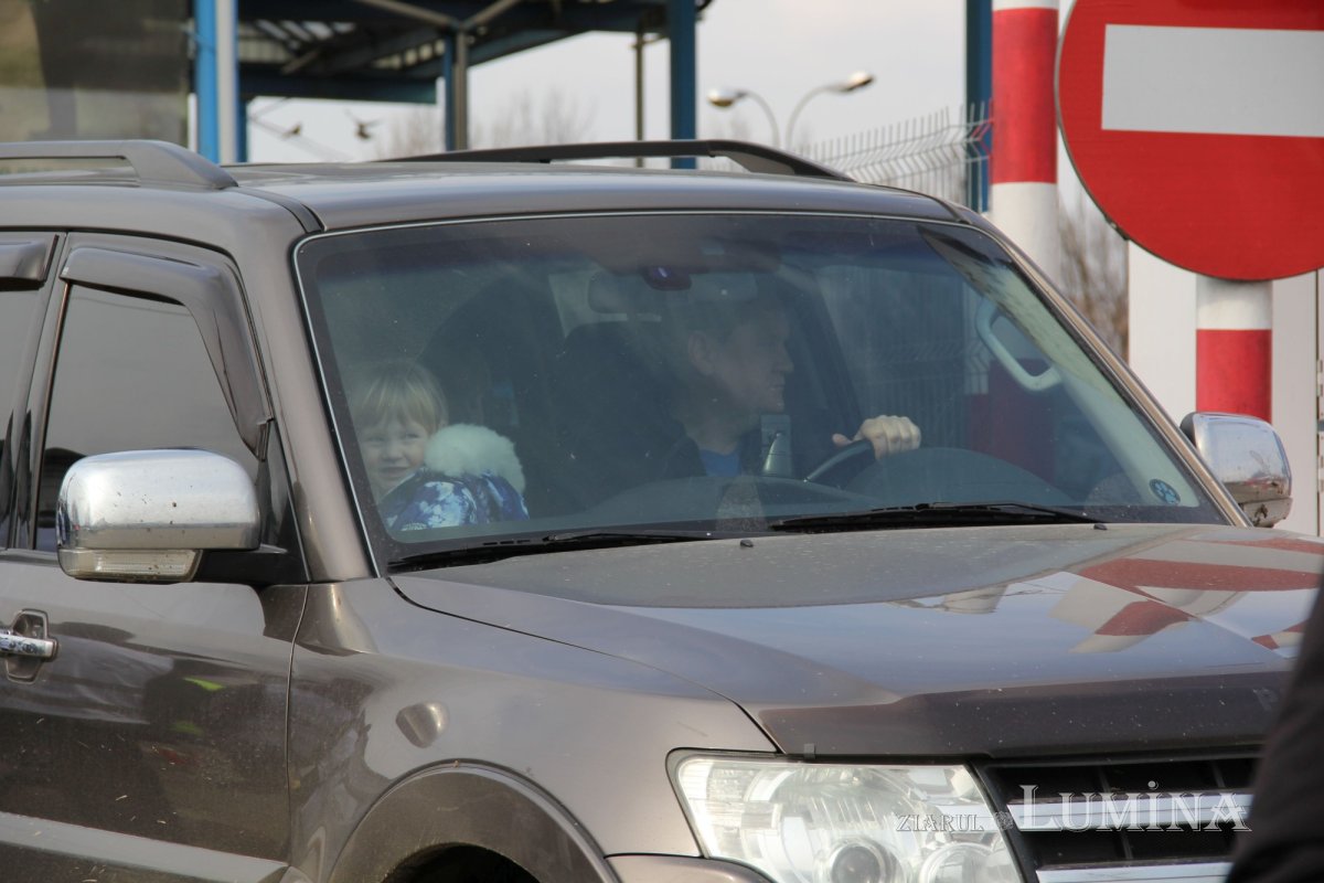 Zi şi noapte alături de refugiaţii care ajung la Sighetu Marmaţiei 205700