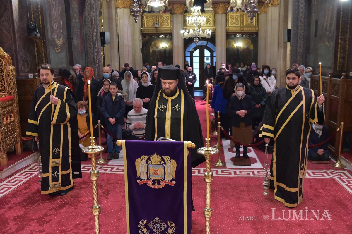 Ultima parte a Canonului de pocăință la Catedrala Patriarhală 205993