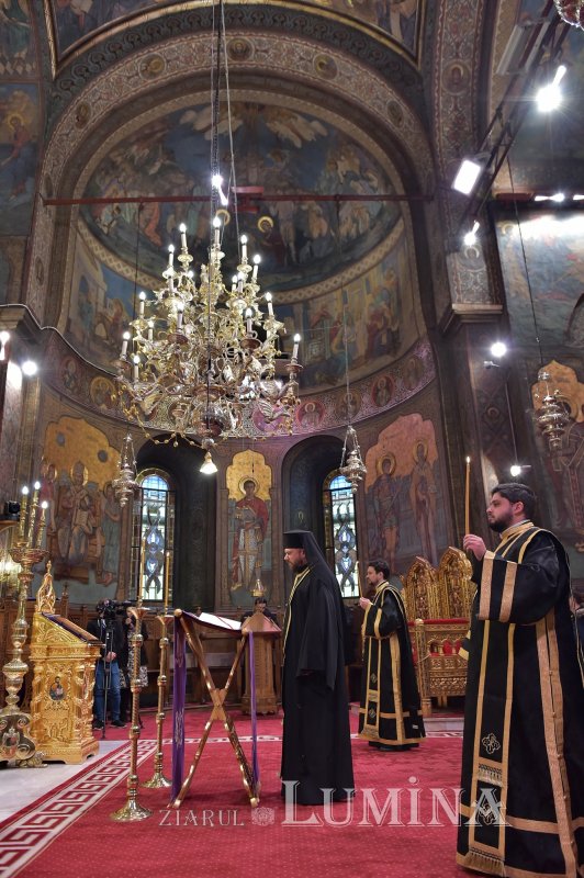 Ultima parte a Canonului de pocăință la Catedrala Patriarhală 205994