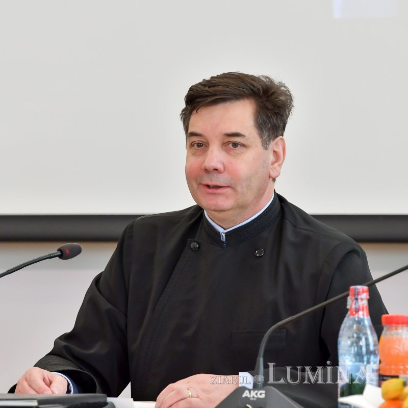 Un nou doctor în teologie la Facultatea „Justinian Patriarhul” 206444