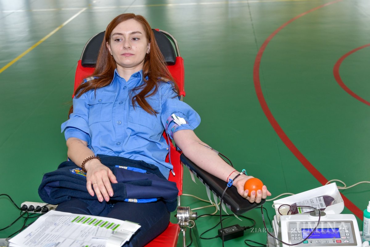 Jandarmii bucureșteni, implicați în campania „Donează sânge, salvează o viață!” 206589