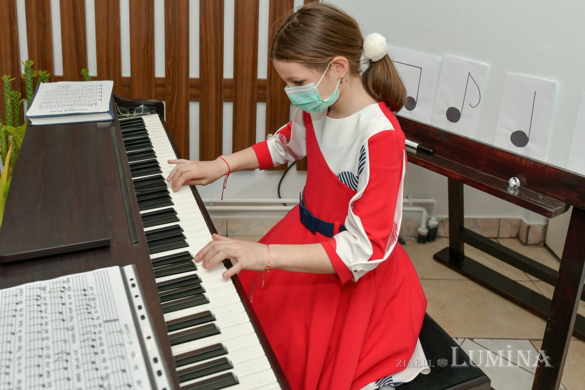 Talantul muzical al copiilor, înmulțit la Parohia „Sfântul Apostol Andrei”-Chitila 206814