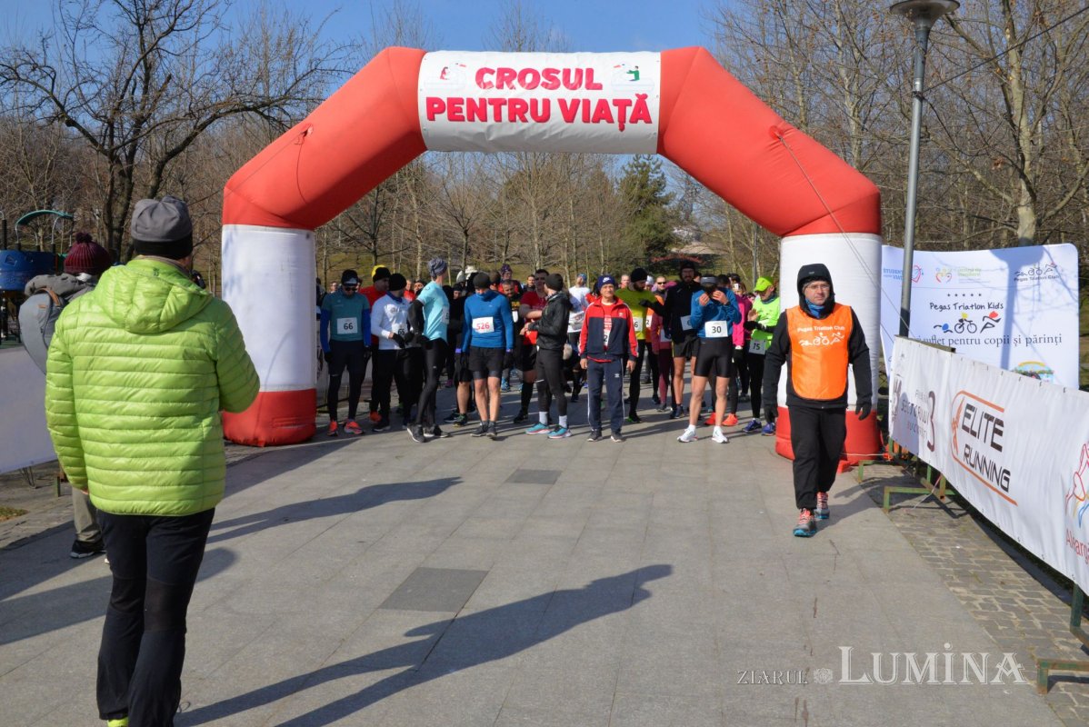 Crosul pentru viață a reunit sute de copii și părinți în Capitală 206946