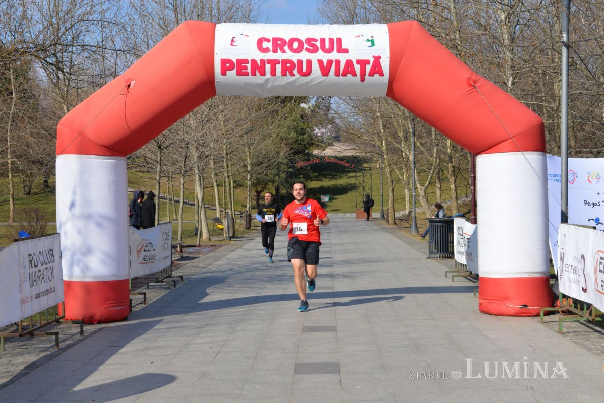 Crosul pentru viață a reunit sute de copii și părinți în Capitală 206961