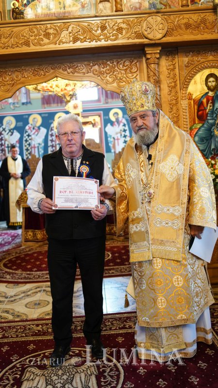 Pictura Bisericii „Sfântul Pantelimon” din Sibiu a fost sfinţită 207051