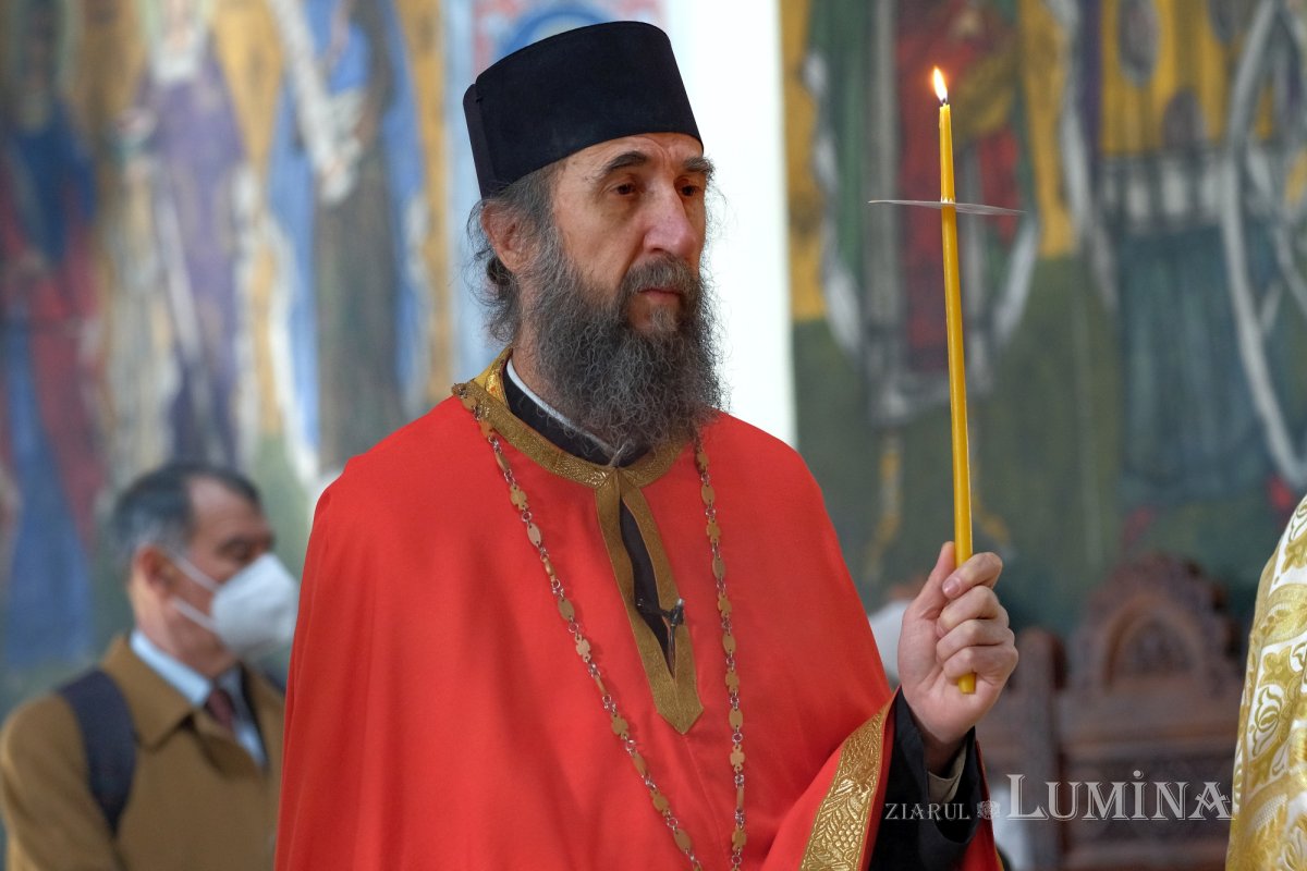 Slujba Parastasului pentru părintele martir Haralambie Balamace 207324