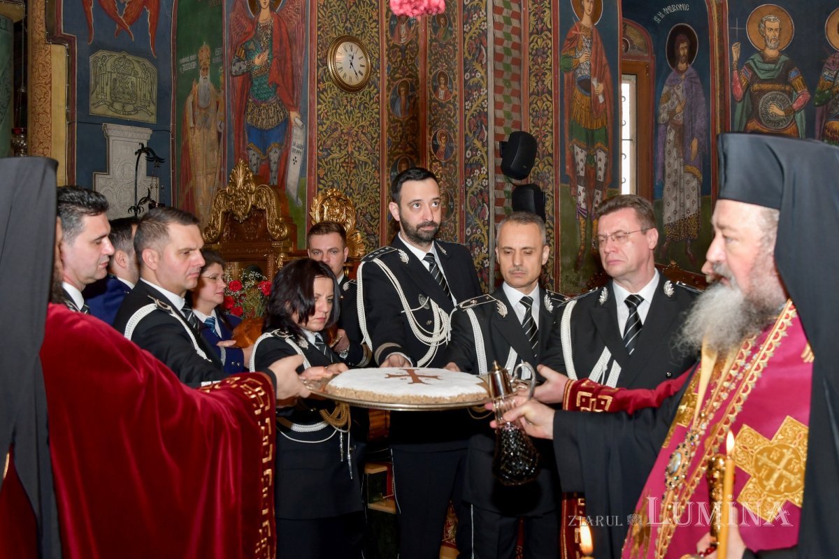 Rugăciune la aniversarea a două secole de la înfiinţarea Poliţiei Române 207419