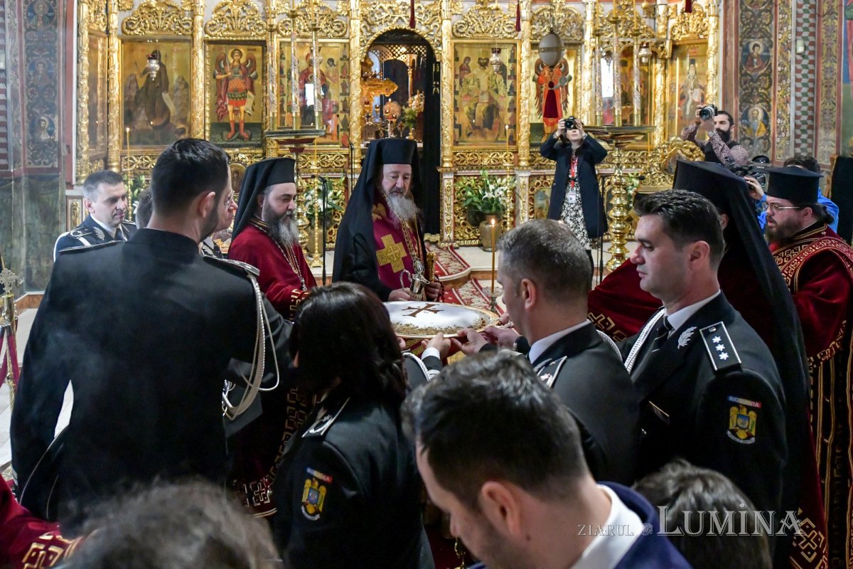 Rugăciune la aniversarea a două secole de la înfiinţarea Poliţiei Române 207420