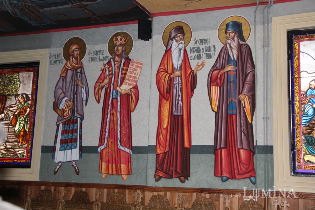 Catedrala mică din Târgu Mureş în sărbătoare la Buna Vestire  207454