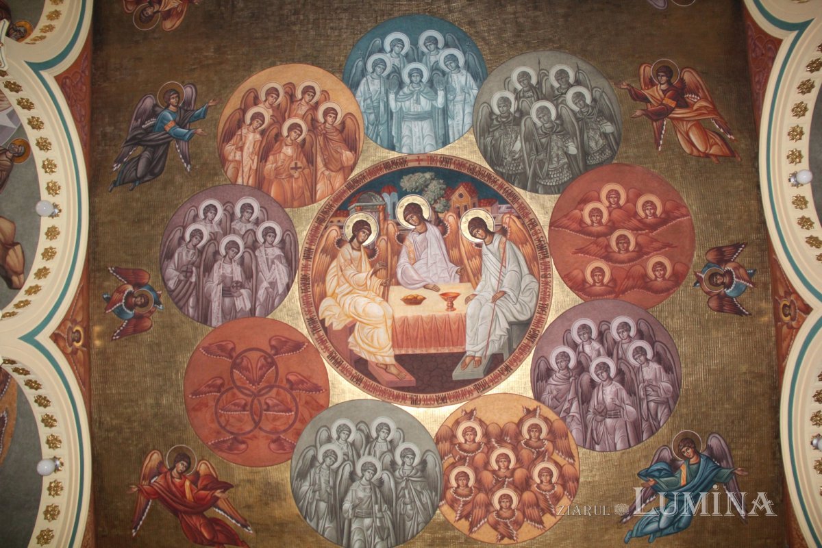 Catedrala mică din Târgu Mureş în sărbătoare la Buna Vestire  207458