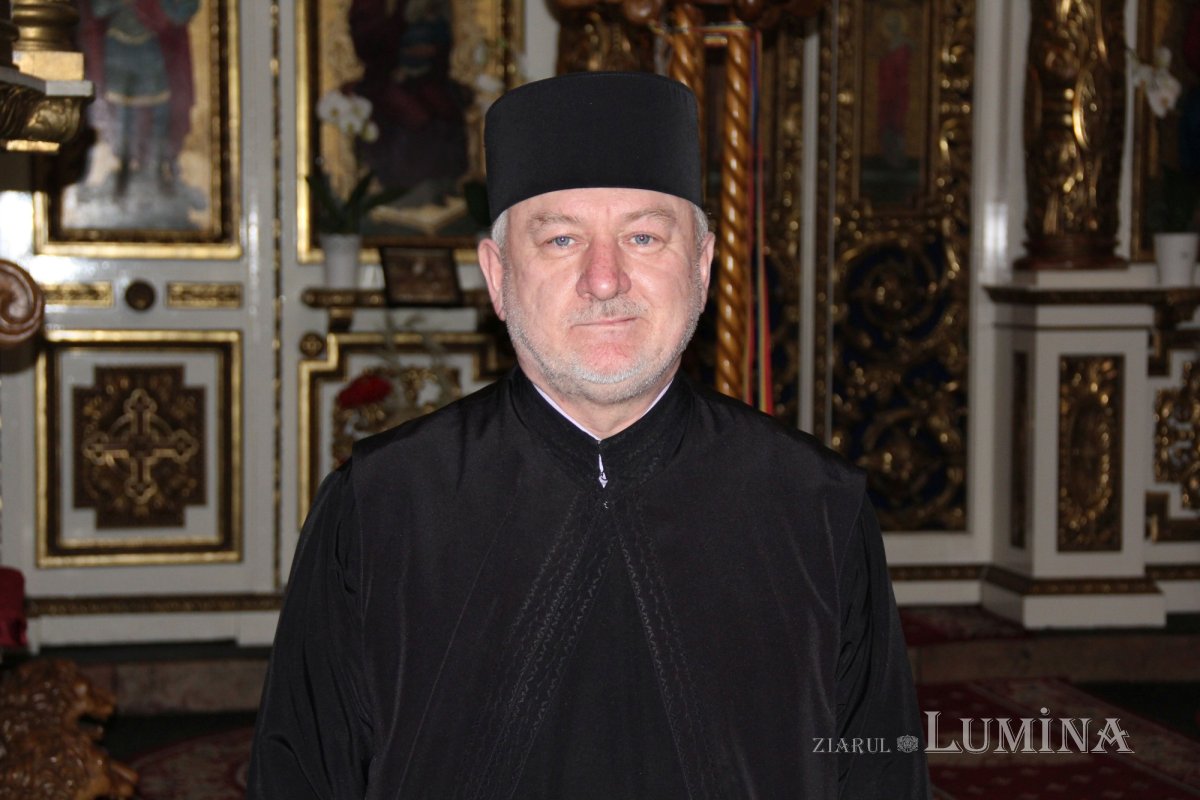 Catedrala mică din Târgu Mureş în sărbătoare la Buna Vestire  207472