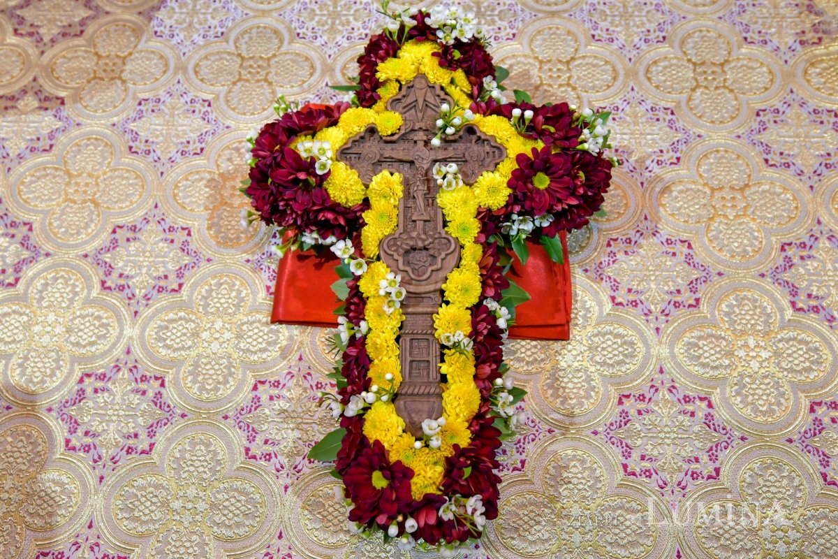 Cinstirea Sfintei Cruci la Catedrala „Sfântul Spiridon”-Nou din Capitală 207921