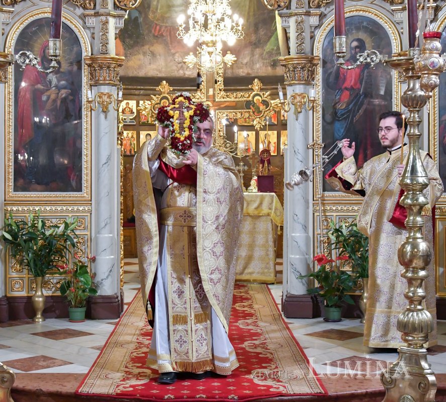 Cinstirea Sfintei Cruci la Catedrala „Sfântul Spiridon”-Nou din Capitală 207926