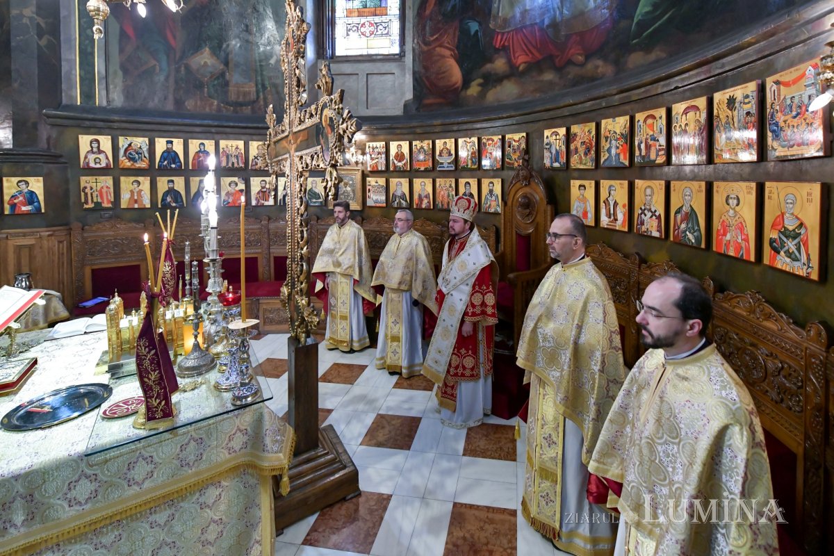 Cinstirea Sfintei Cruci la Catedrala „Sfântul Spiridon”-Nou din Capitală 207938