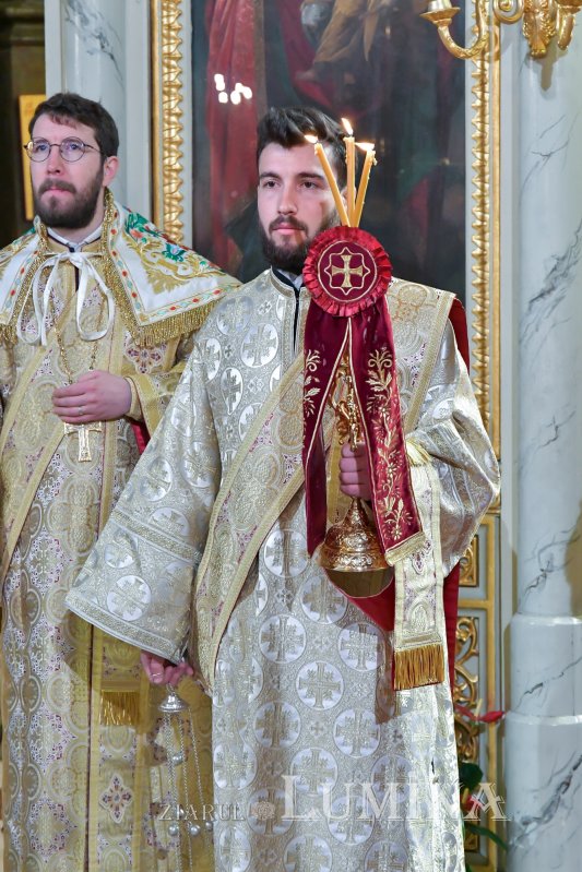 Cinstirea Sfintei Cruci la Catedrala „Sfântul Spiridon”-Nou din Capitală 207950