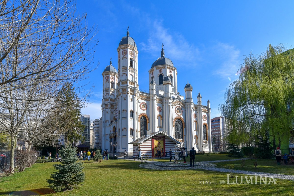 Cinstirea Sfintei Cruci la Catedrala „Sfântul Spiridon”-Nou din Capitală 207954