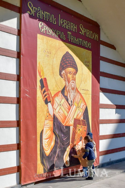 Cinstirea Sfintei Cruci la Catedrala „Sfântul Spiridon”-Nou din Capitală 207955