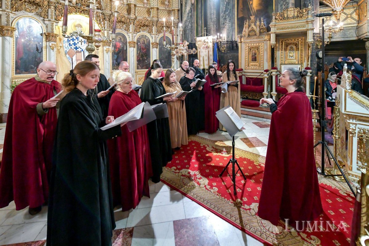 Cinstirea Sfintei Cruci la Catedrala „Sfântul Spiridon”-Nou din Capitală 207959