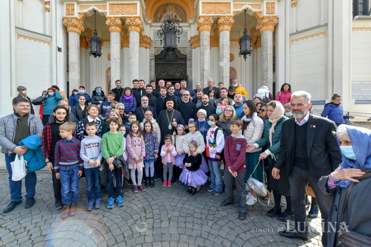 Cinstirea Sfintei Cruci la Catedrala „Sfântul Spiridon”-Nou din Capitală 207970