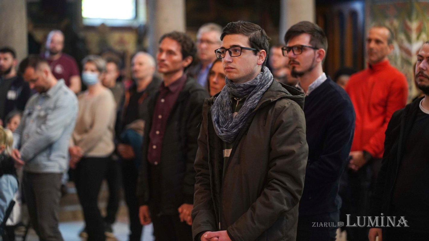 Conferință dedicată tinerilor la Sibiu 208119