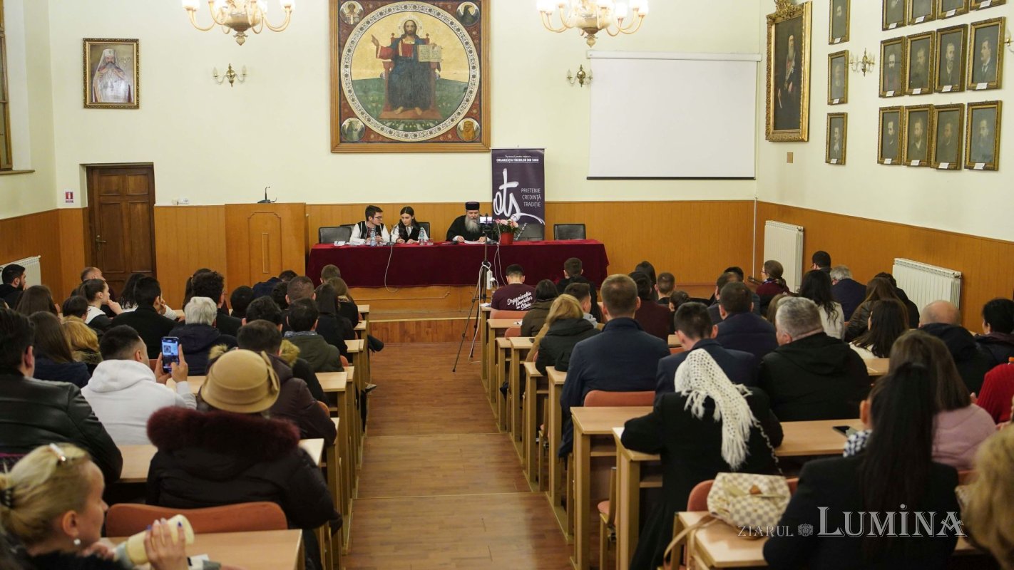 Conferință dedicată tinerilor la Sibiu 208130