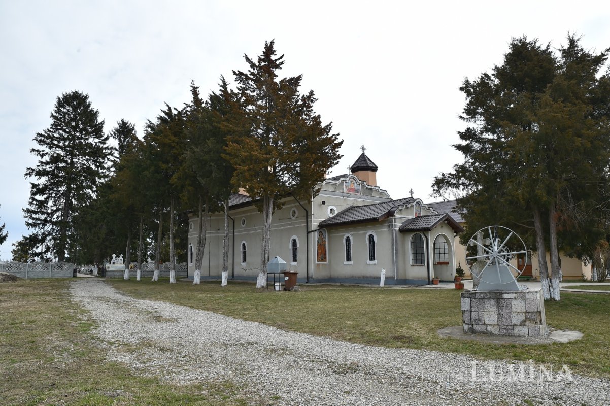 Parohia Poenarii Burchii, pas către „patria lui Dumnezeu” 208338